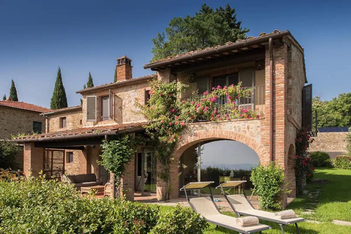 Villa Mandorlo - Pomaio Wines & Hospitality Arezzo Exterior foto